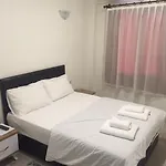 Eli̇t Pansi̇yon Bed & Breakfast