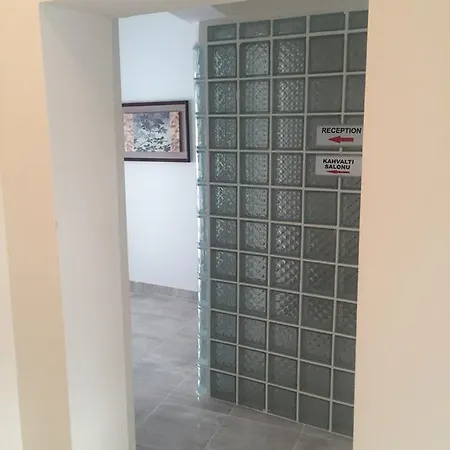 Eli̇t Pansi̇yon