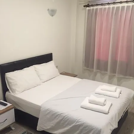 Eli̇t Pansi̇yon Bed & Breakfast