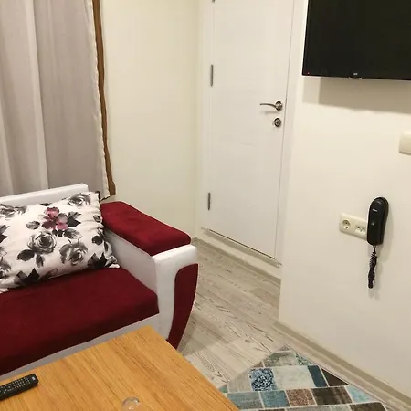 Eli̇t Pansi̇yon Bed & Breakfast