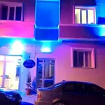 Eli̇t Pansi̇yon