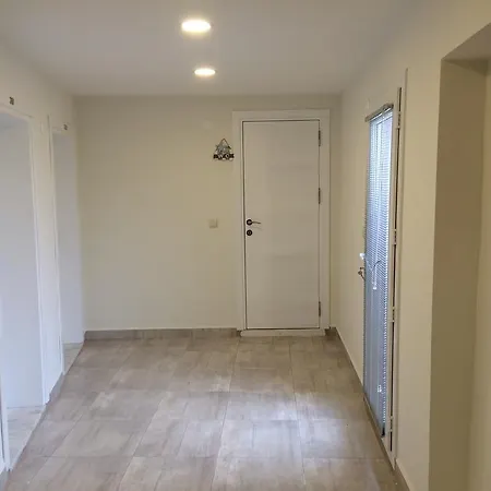 Eli̇t Pansi̇yon 3* Aydın